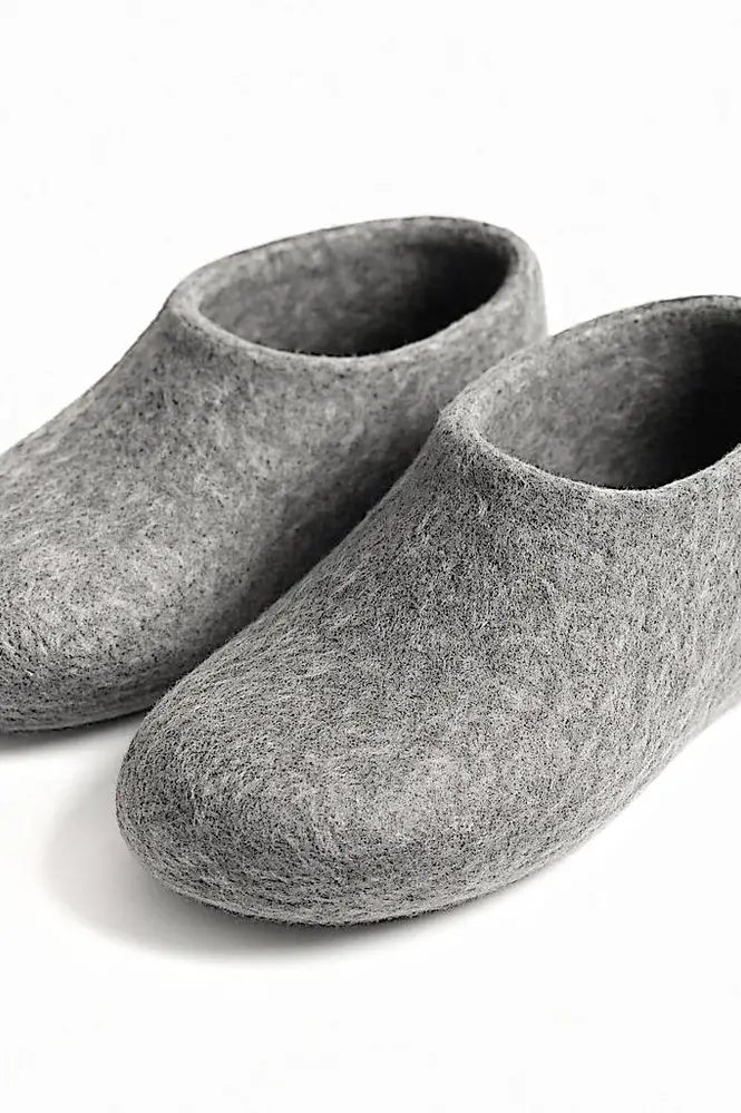 Handmade felt indoor shoes collection